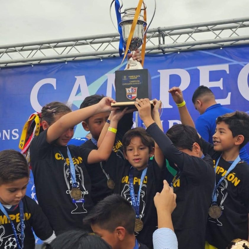 photo_4972065819769024047_y